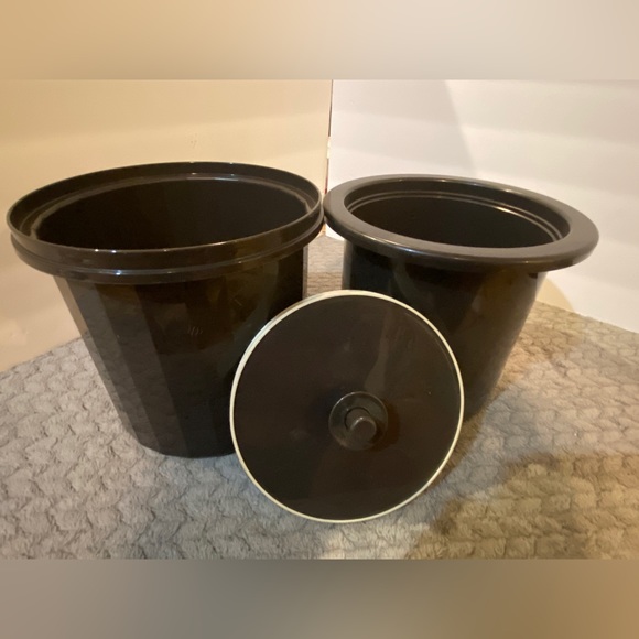 Tupperware Ice Bucket - Picture 6 of 6